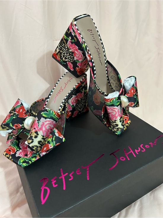Betsey Johnson Shoes - Betsey Johnson Floral & Leopard Bow Block Heel Mules - Pink Black Green